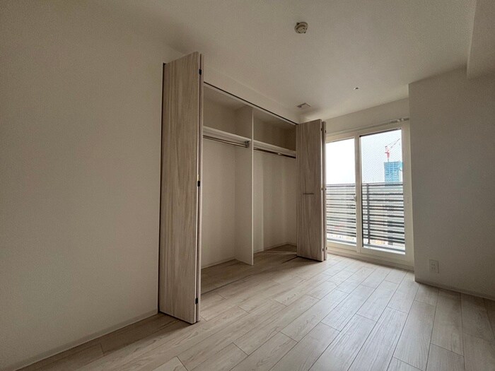 物件内観写真2　(居室)