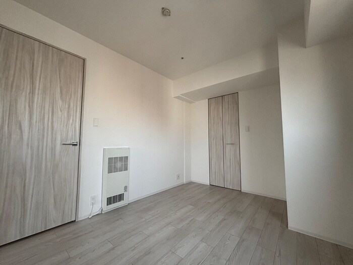 物件内観写真3　(居室)