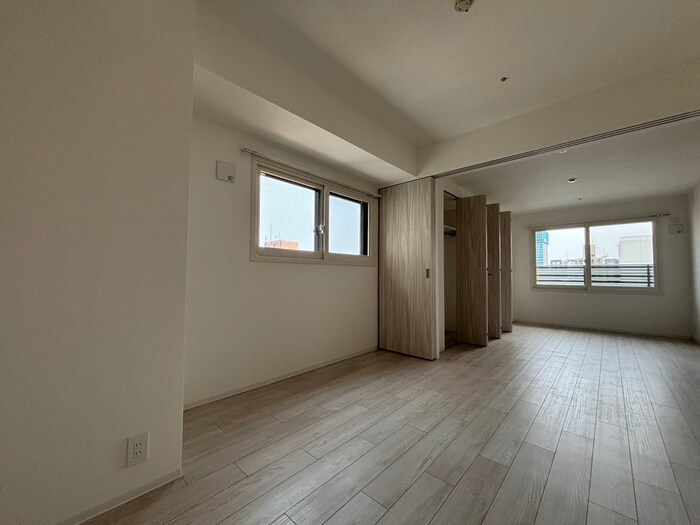 物件内観写真3　(居室)