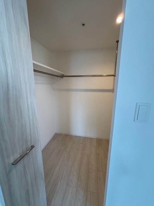 物件内観写真12　(収納)