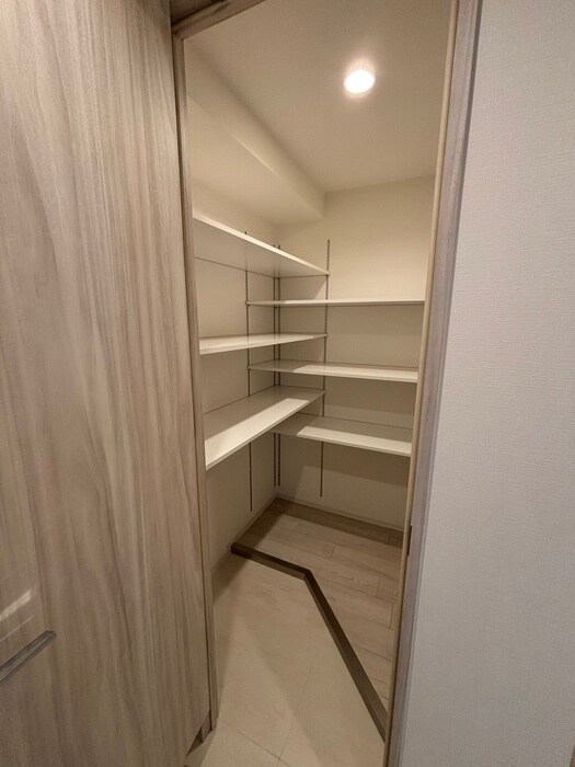 物件内観写真14　(靴箱)