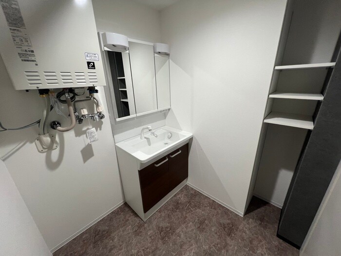 物件内観写真14　(洗面)