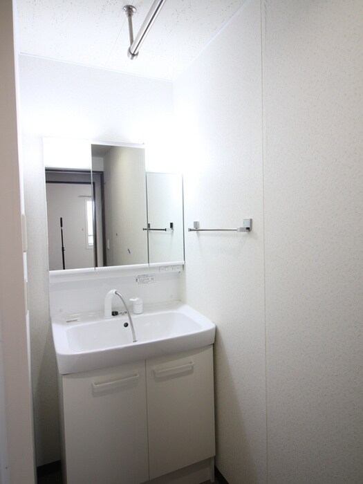 物件内観写真16　(洗面)