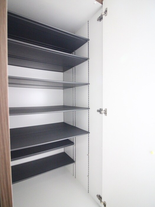 物件内観写真18　(靴箱)