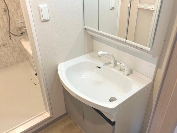 物件内観写真15　(洗面)