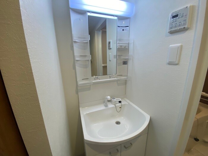 物件内観写真16　(洗面)