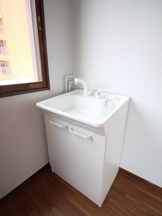 物件内観写真13　(洗面)