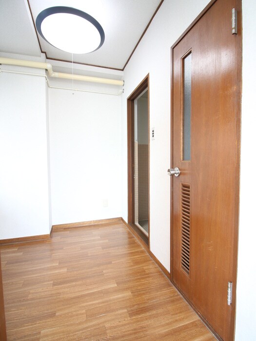 物件内観写真17　(内観写真)