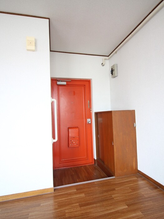 物件内観写真19　(玄関)