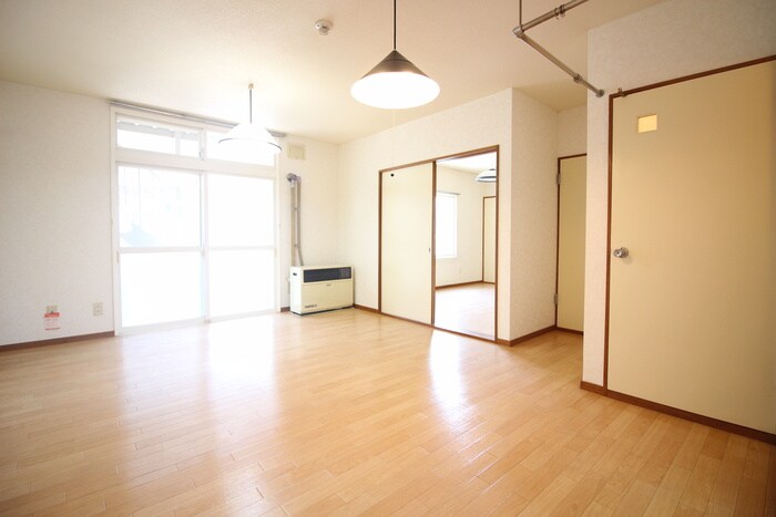 物件内観写真5　(居室)