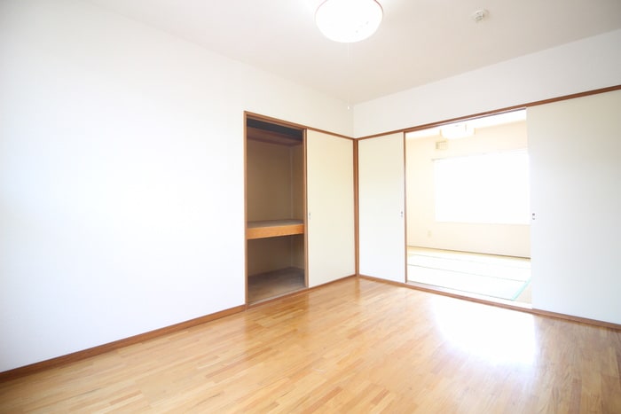 物件内観写真7　(居室)