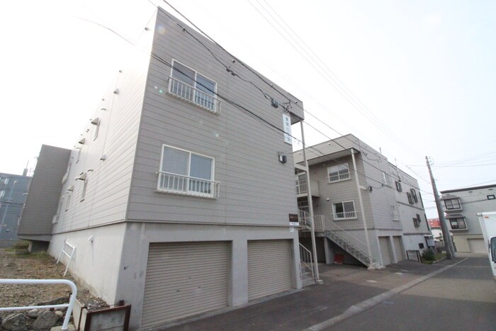 物件外観写真4　(外観写真)