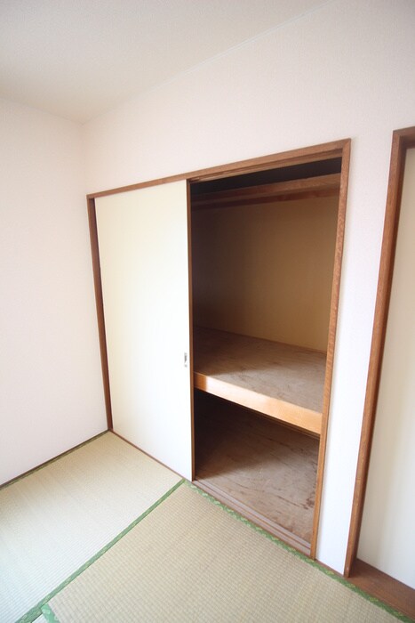 物件内観写真9　(収納)