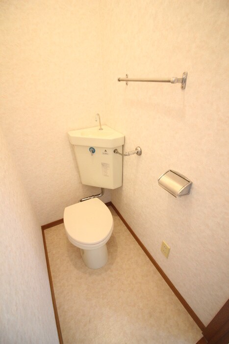 物件内観写真11　(トイレ)