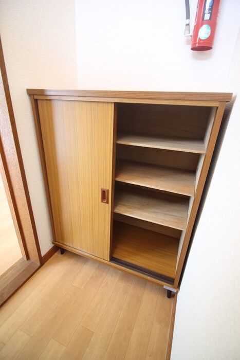 物件内観写真13　(靴箱)