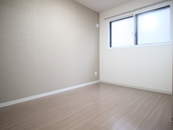 物件内観写真6　(居室)