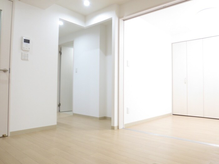 物件内観写真5　(居室)