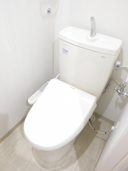 物件内観写真13　(トイレ)