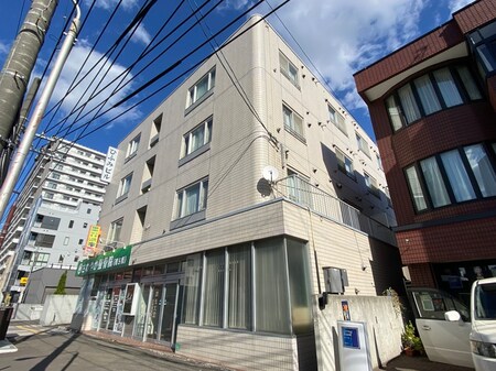 ヒフミビル外観写真