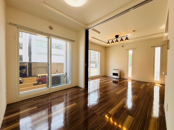 物件内観写真11　(居室)