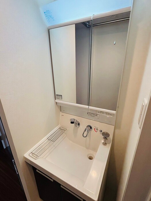 物件内観写真15　(洗面)