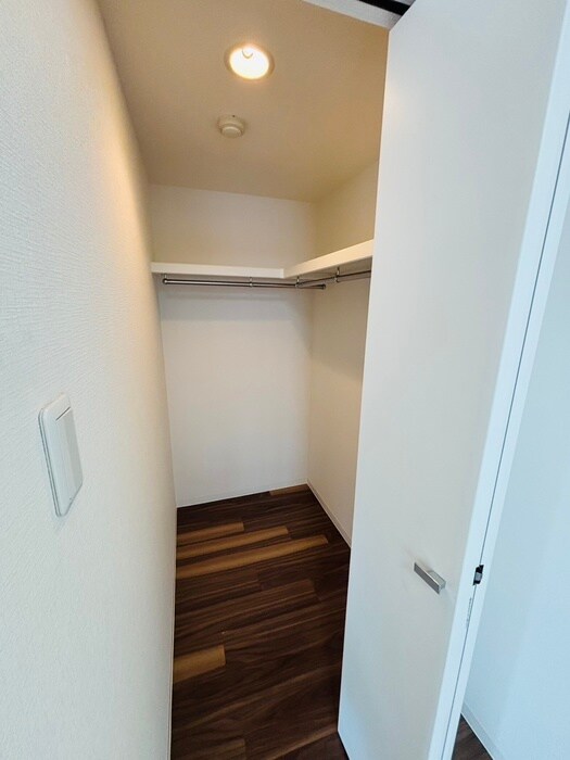 物件内観写真16　(収納)