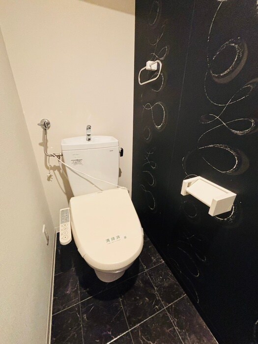 物件内観写真17　(トイレ)