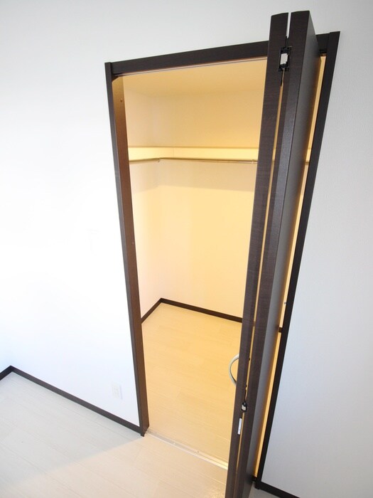 物件内観写真9　(収納)