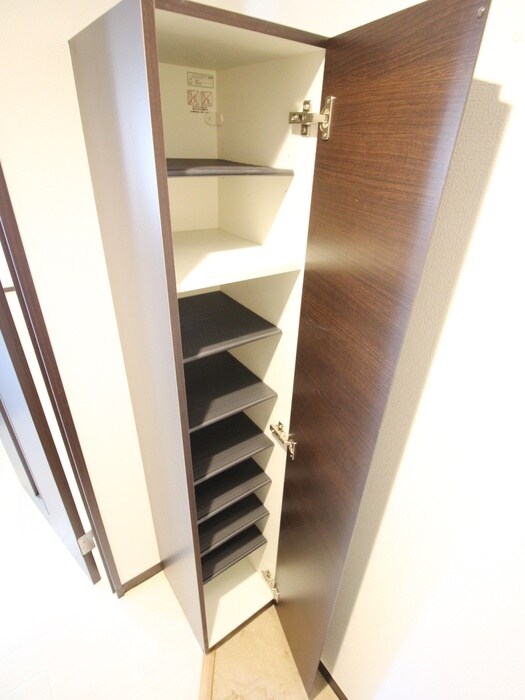 物件内観写真19　(靴箱)