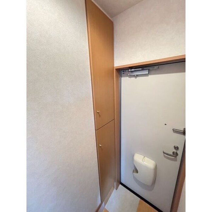 物件内観写真11　(靴箱)