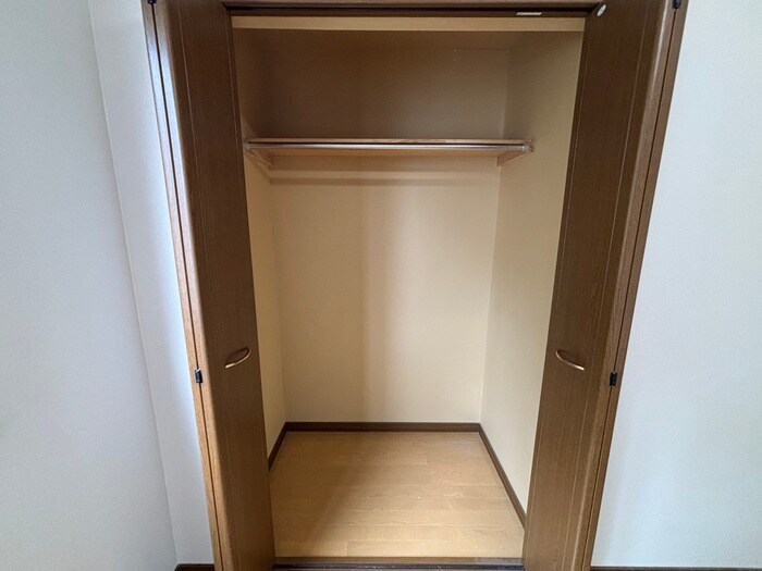 物件内観写真7　(収納)