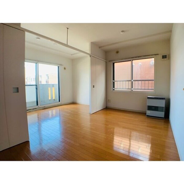 物件内観写真3　(居室)