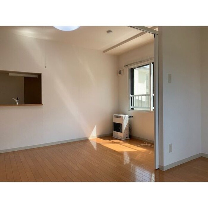 物件内観写真5　(居室)