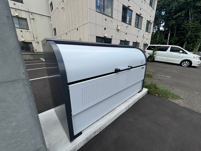 物件外観写真6　(建物設備)