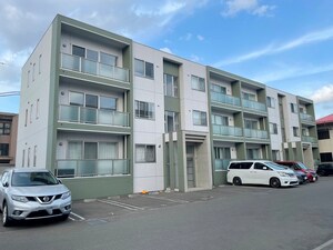 サ－ジュブリエⅡ外観写真