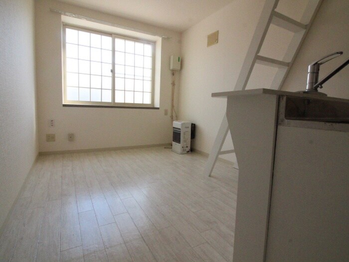 物件内観写真8　(居室)