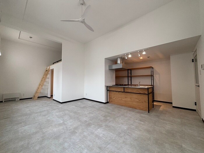 物件内観写真8　(居室)