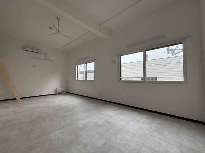 物件内観写真8　(居室)