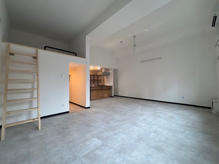 物件内観写真8　(居室)