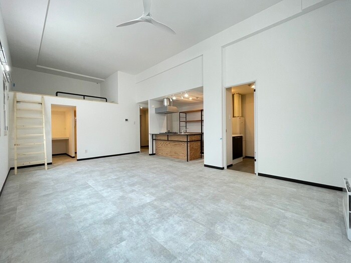 物件内観写真8　(居室)