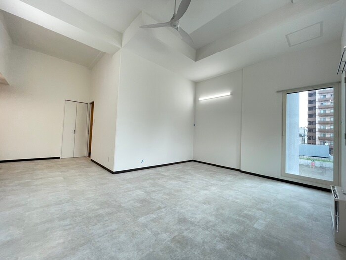 物件内観写真9　(居室)