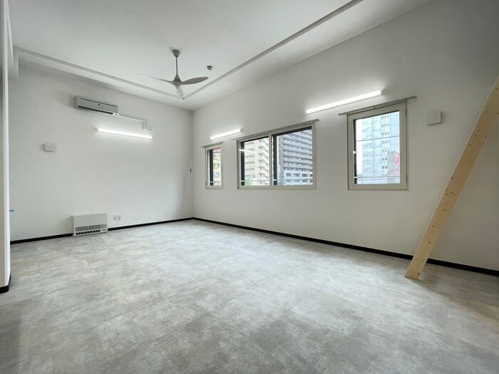 物件内観写真9　(居室)