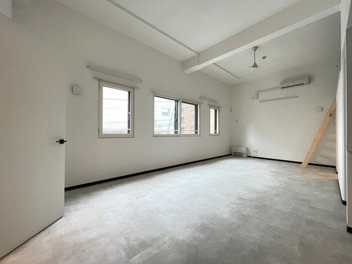 物件内観写真10　(居室)