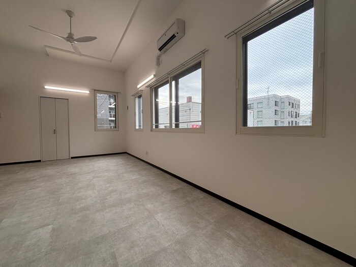 物件内観写真10　(居室)