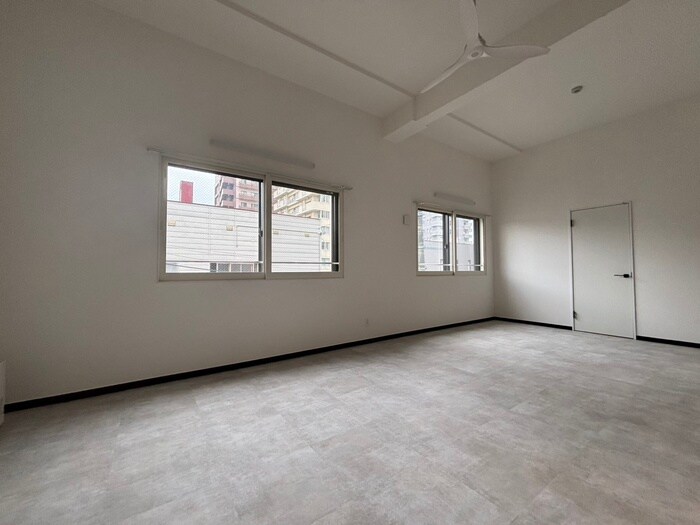 物件内観写真10　(居室)