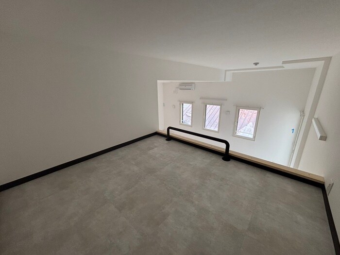 物件内観写真11　(ロフト)