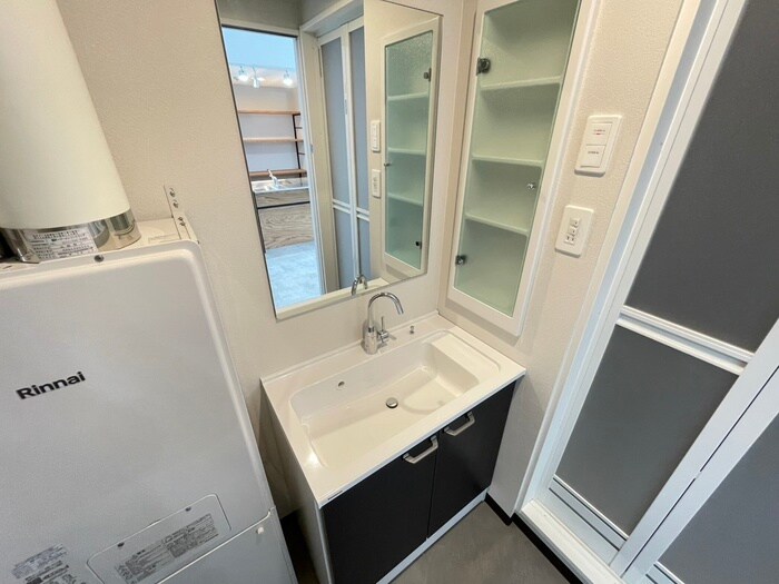 物件内観写真14　(洗面)