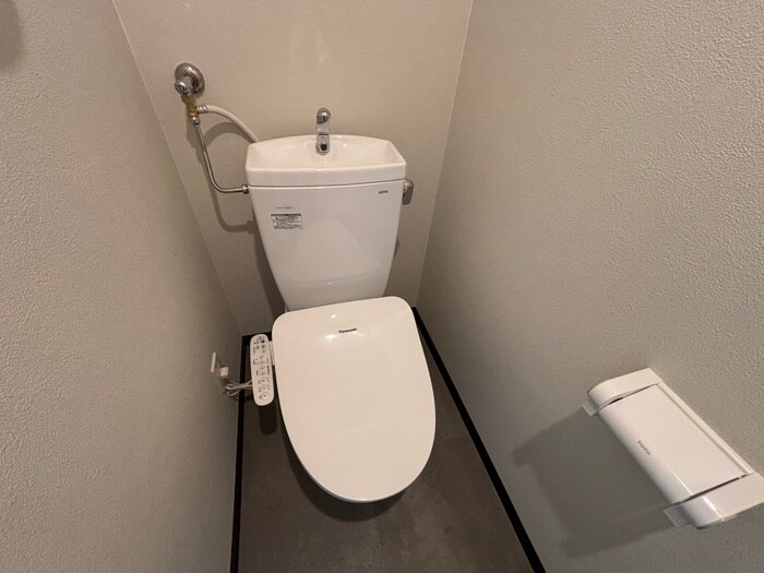 物件内観写真14　(トイレ)