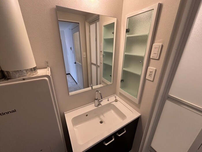 物件内観写真15　(洗面)