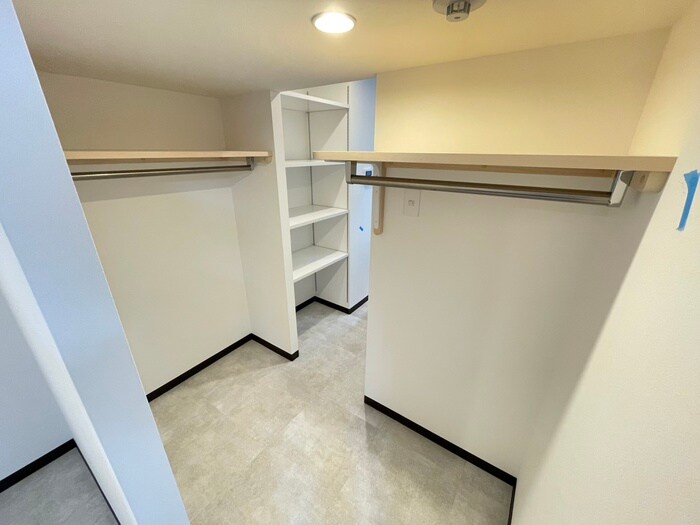 物件内観写真17　(収納)